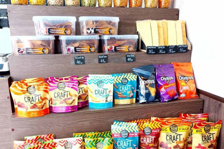 Пиво та закуски на Ювелейний 51