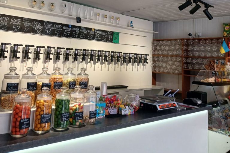 Пиво та закуски в Ольшанах